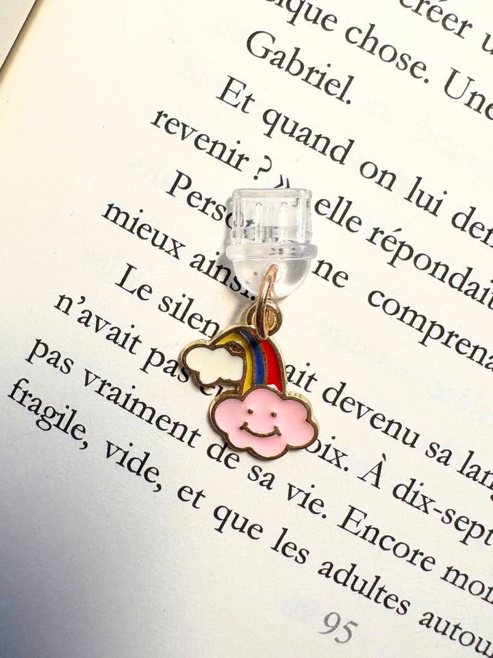 Charms anti-poussière Nuage pour la vente par Au fil des pages
