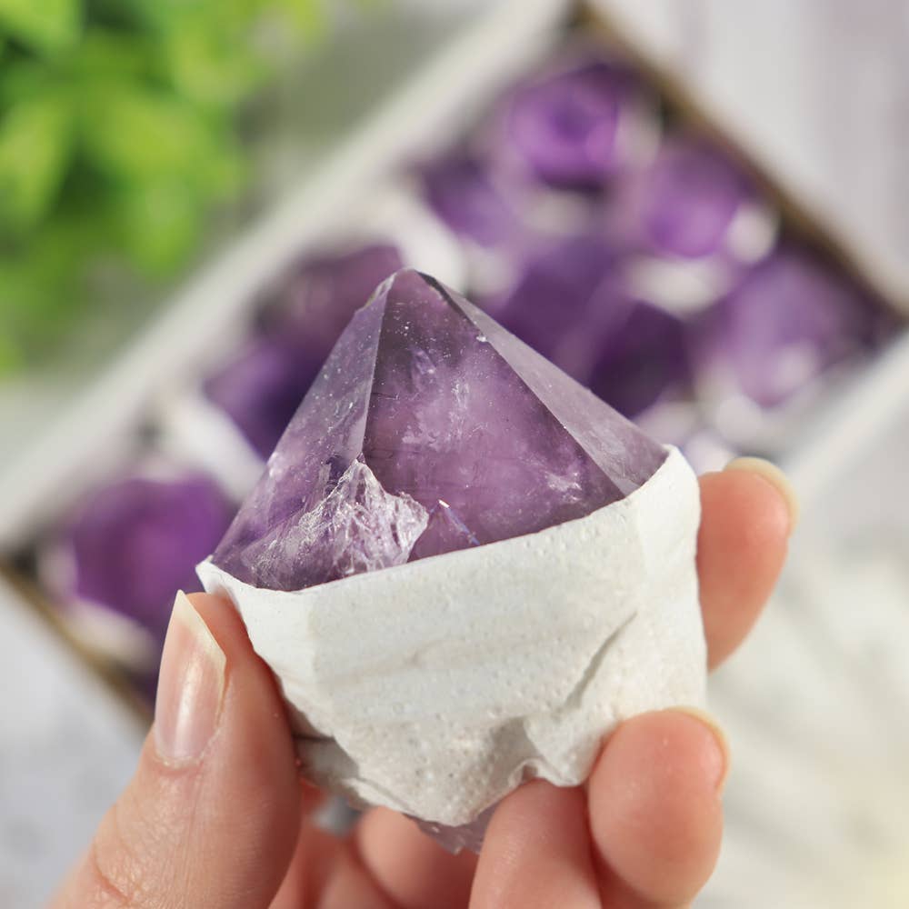 Natures Artifacts Inc – wholesale Retailer display – Beauty & wellness – Amethyst Flat Points (Large sized pieces)4