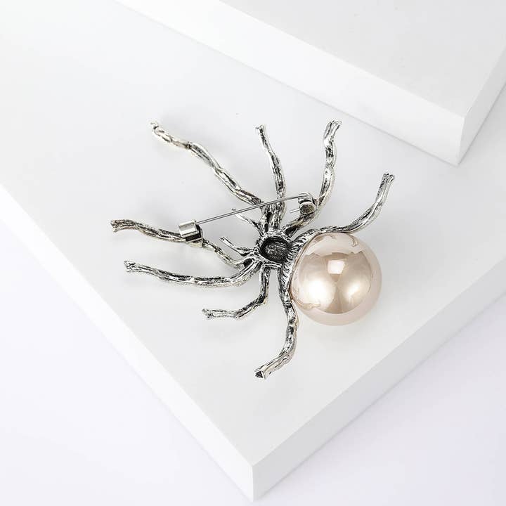 Tourtiwi - Wholesale Brooch - Gothic Silver Spider Brooches with Pearl Bodies4