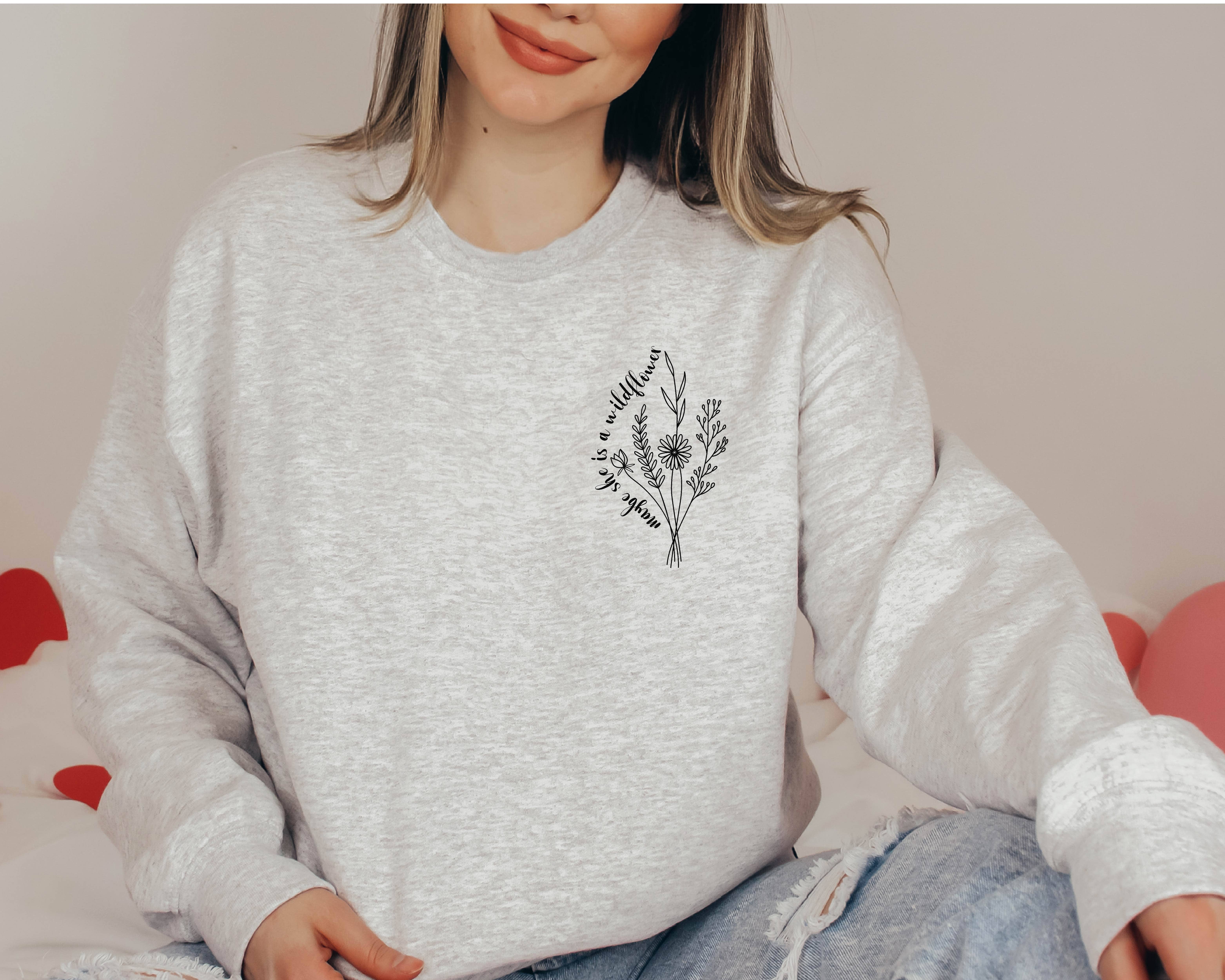 P E T I T R U E - Wholesale Graphic Sweatshirt - Women's - Maybe She Is A Wildflower - Minimalist Flower Crewneck5