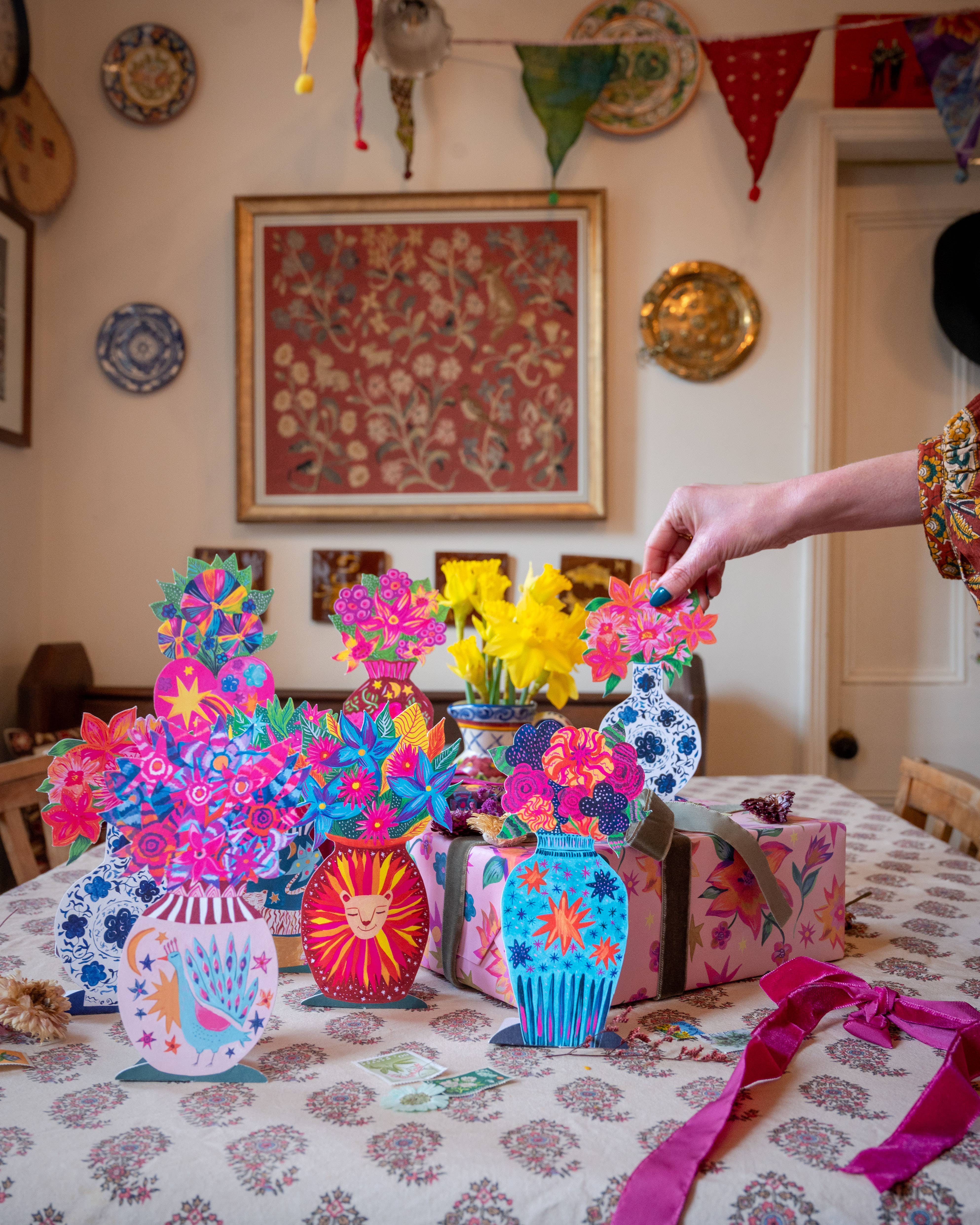 Hutch Cassidy (Greetings Cards and Paper Goods) – wholesale Everyday greeting card – 'Magical Pop Up Blue Vase' Greetings Card8