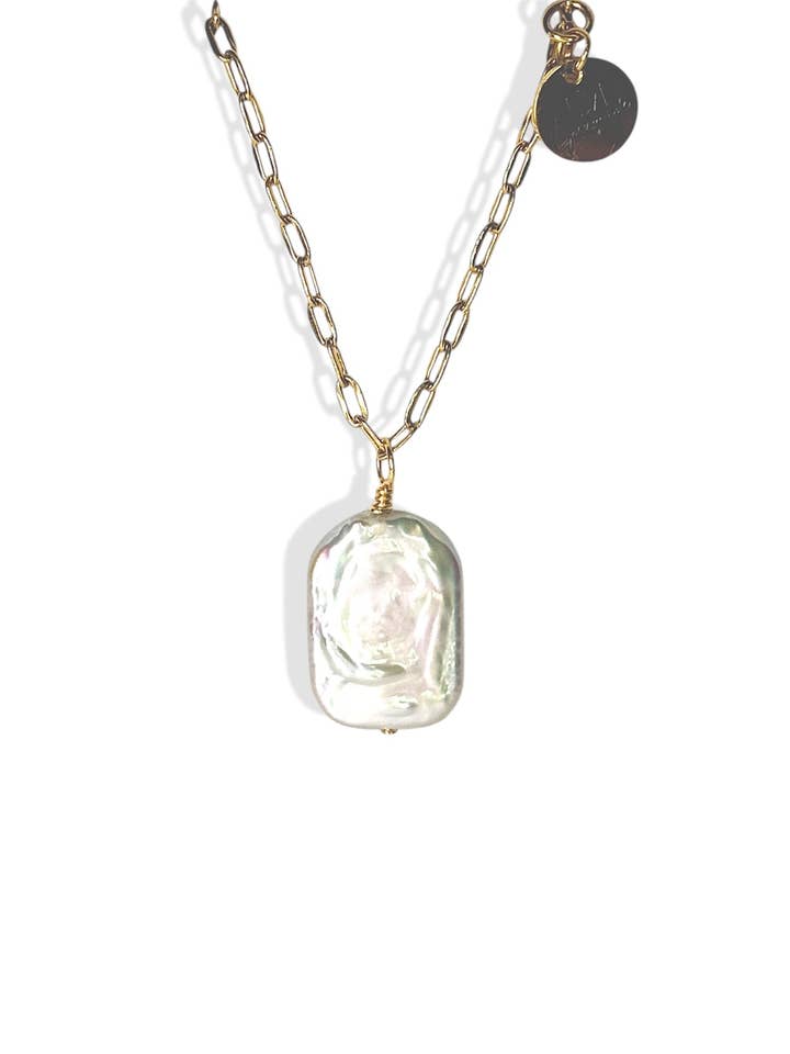 Lustrous Link Square Pearl Necklace for wholesale by Lynnmade