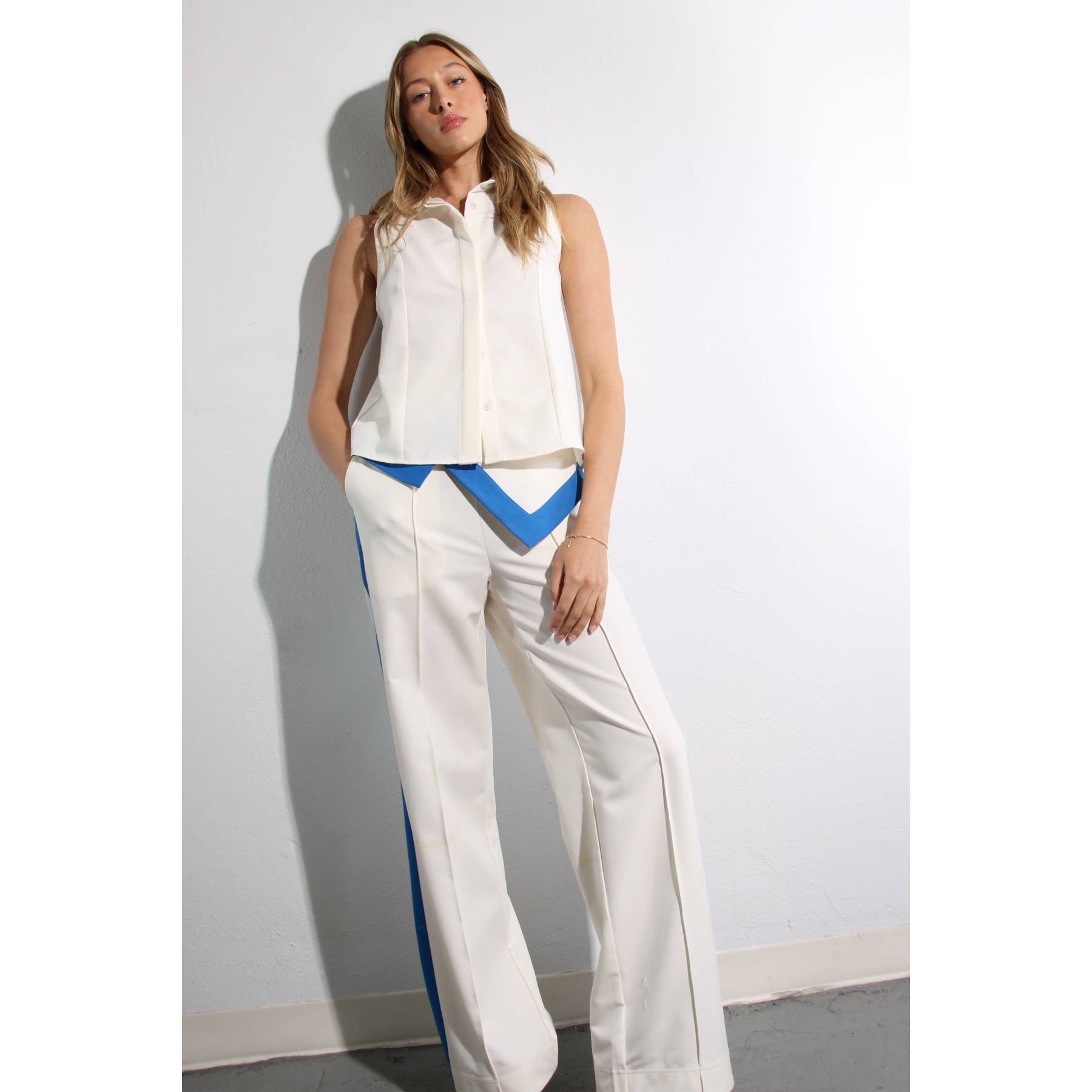 CREMA SET CAMICIE E PANTALONI in vendita all'ingrosso su Faire16