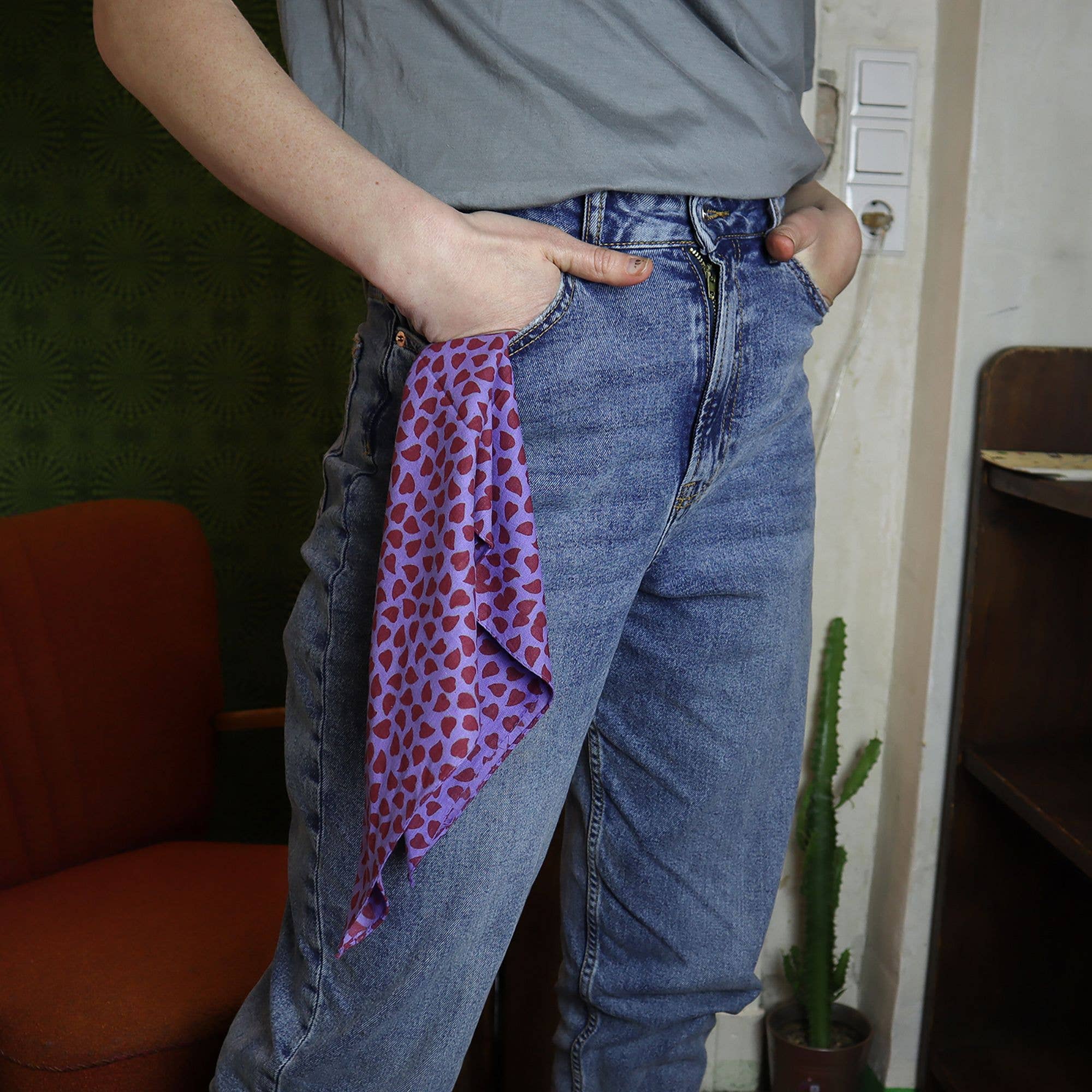 Tribal Trade GmbH - Wholesale Bandana - Women's - Bandana scarf hearts purple red square headscarf8