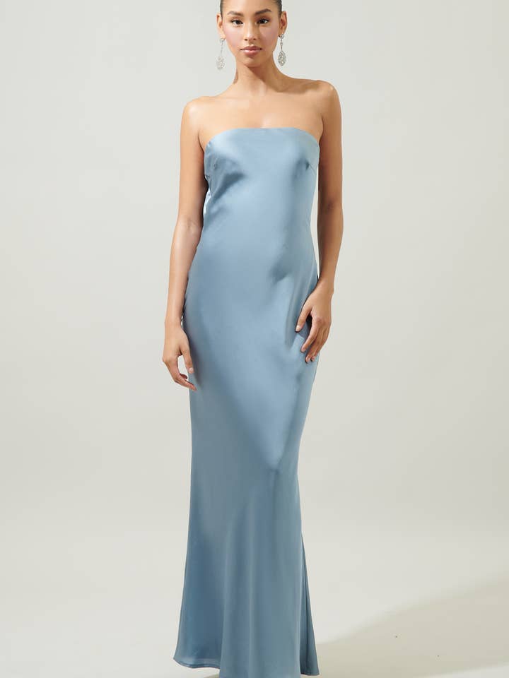 Abito lungo in raso con apertura sul retro senza spalline Infinite per la vendita all'ingrosso da parte di Sugarlips