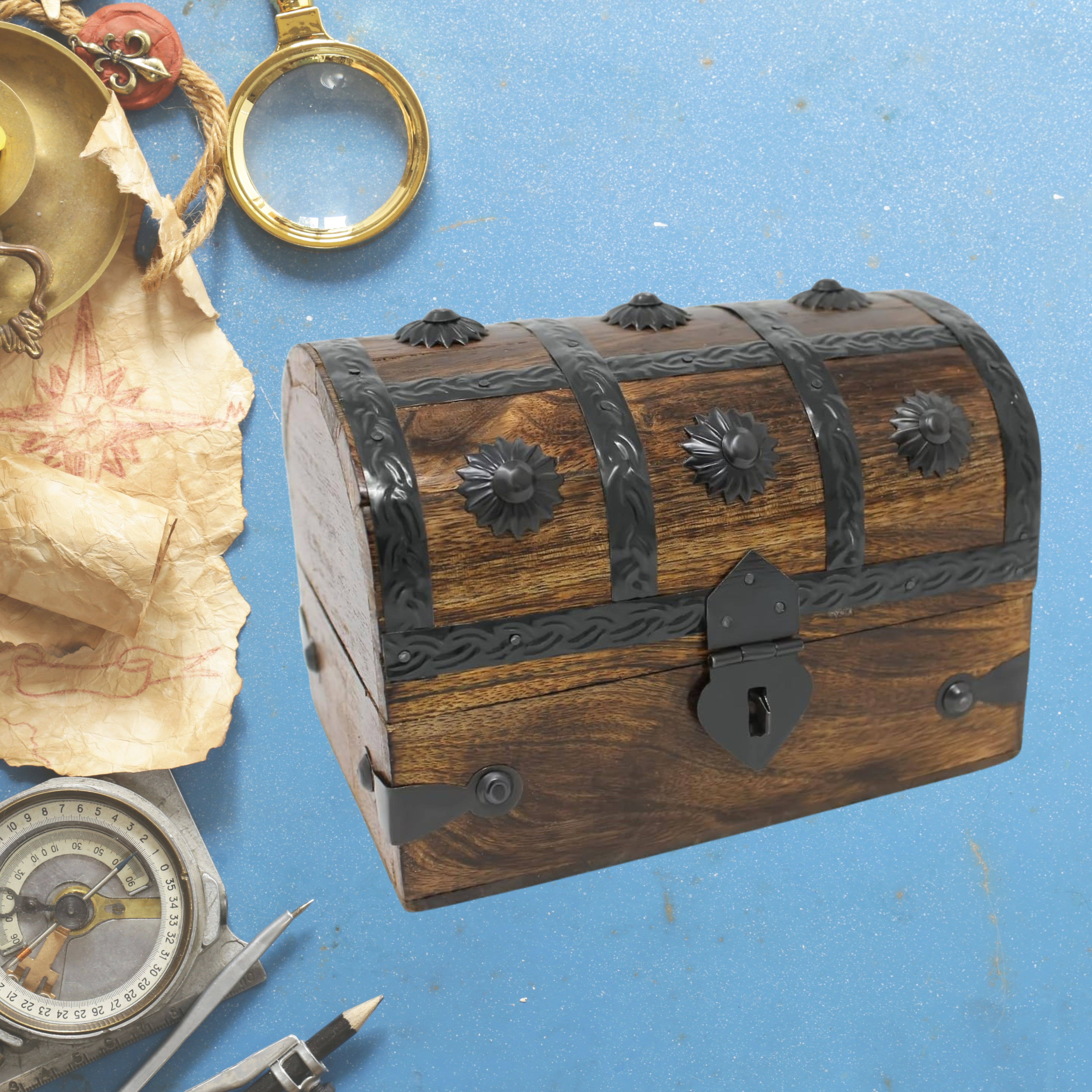 Magnifique Hearts - Wholesale Decorative Box - Rustic Wooden Treasure Chest Box – 6.5" Pirate Storage1