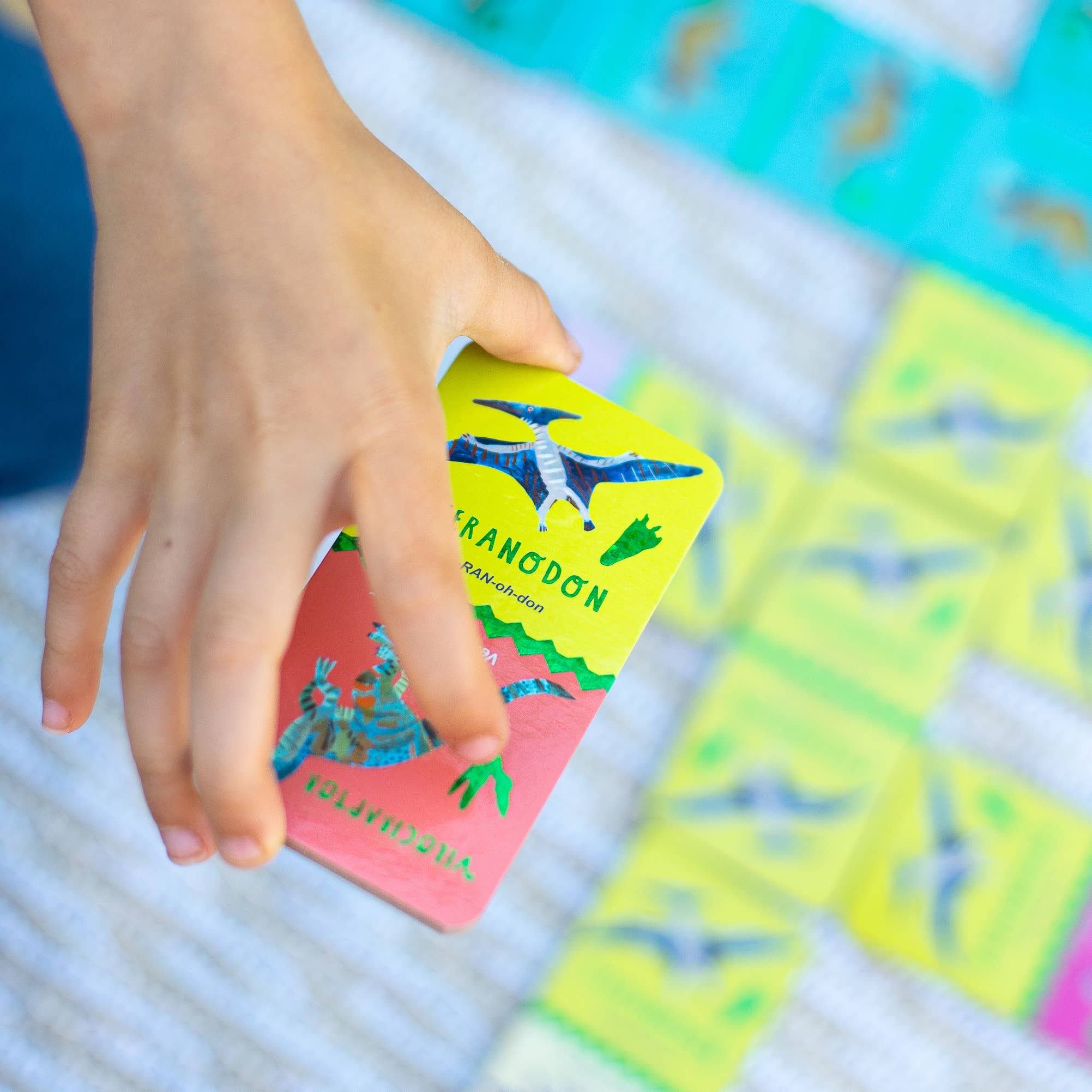 eeBoo - Wholesale Dominoes - Giant Shiny Dinosaur Dominoes3