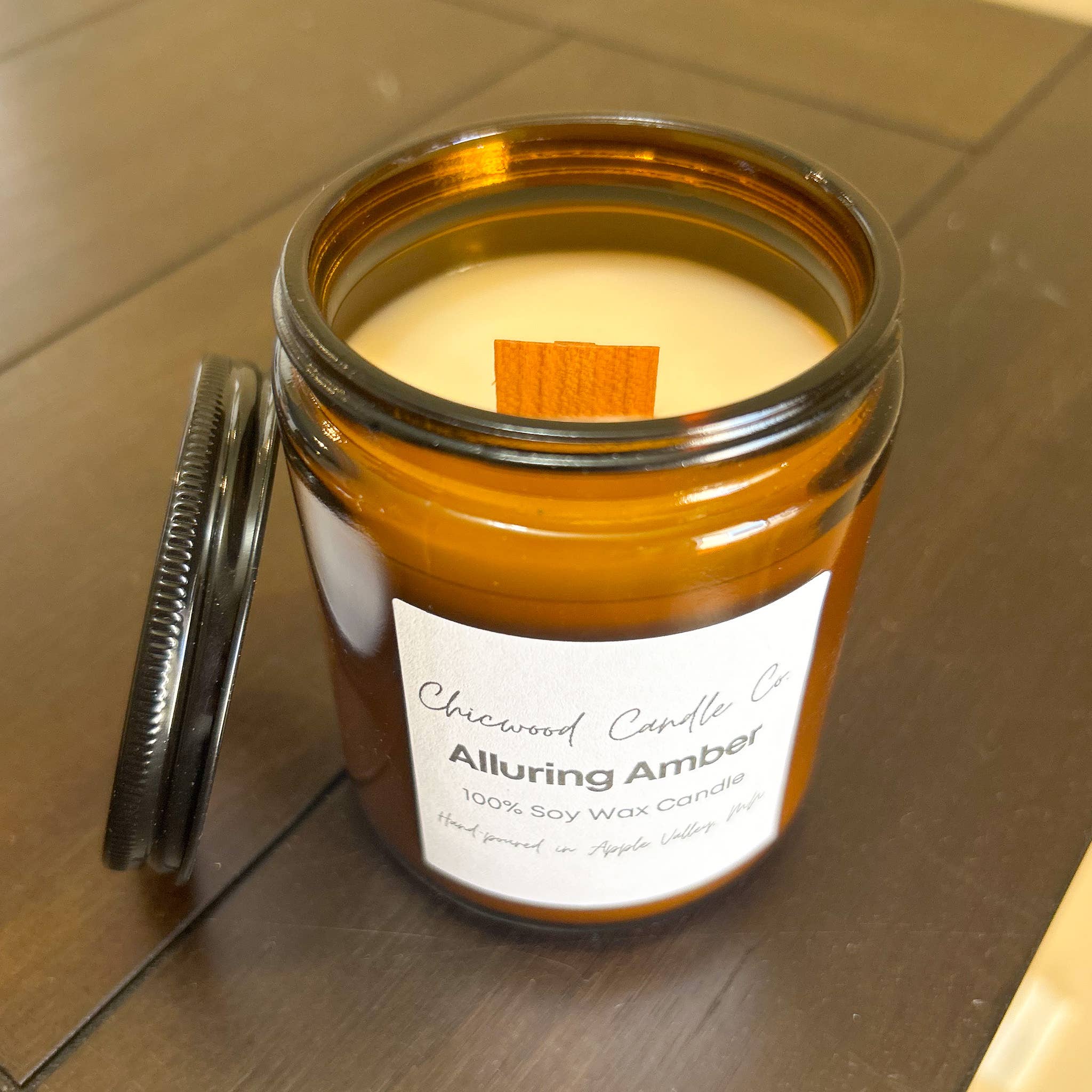 Chicwood Candle Co – wholesale Jar/filled candle – 8 oz. Amber Jar Woodwick Candle2
