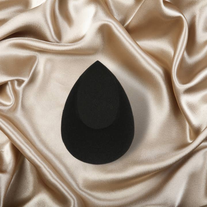 Flawless Finish Blending Sponge for wholesale by CJP Beauty