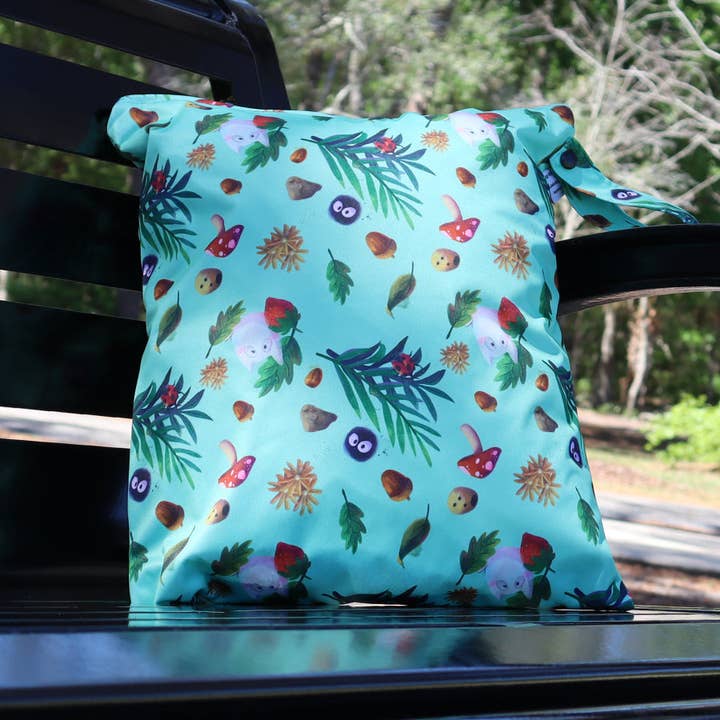 FOREST SPIRITS EXCURSION BAG for wholesale by River City Bags