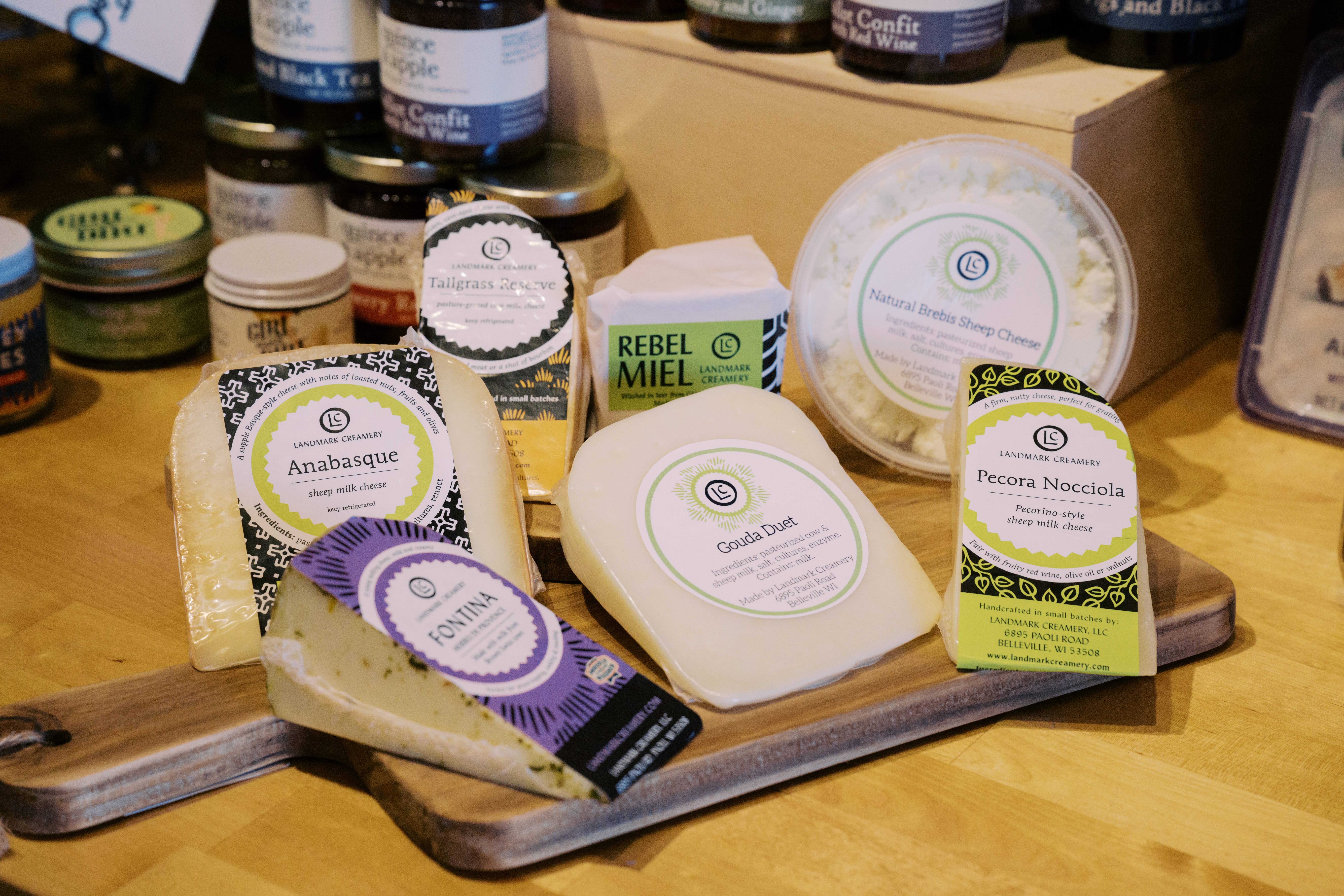 Landmark Creamery, LLC - Wholesale Cheese - Gouda Duet - Mixed Milk (1/2 lb precuts)2