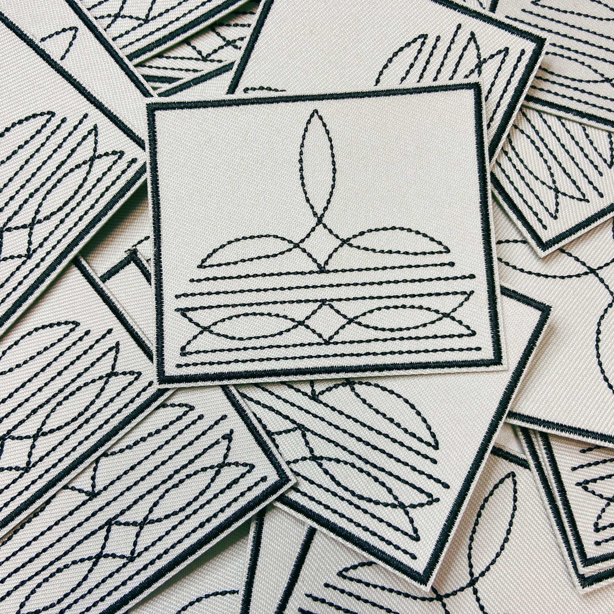 TEELUX - Wholesale Patch - 3" Western Boot Stitch in light gray -  Embroidered Hat Patch3