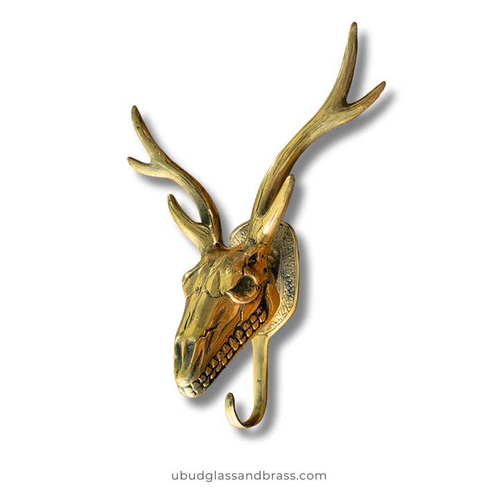 Crochet en forme de crâne de cerf en laiton – Décoration gothique, dark academia et cottagecore pour la vente par Ubud Glass
