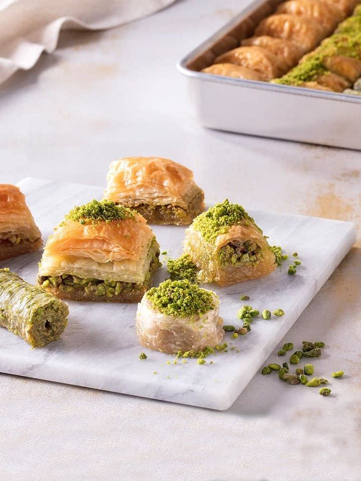 Karakoy Gulluoglu | Verschiedene türkische Baklava für den Großhandel von Aladdin