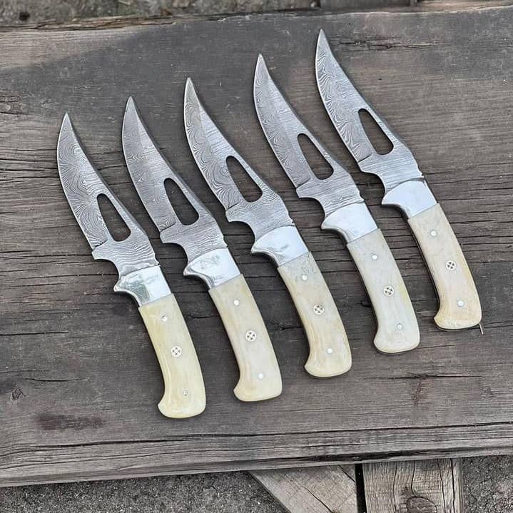 Naomi's Happy Place Shop - Wholesale Pocket Knife/Holder - Custom Hunting Knives: Handmade Damascus Steel Blade0