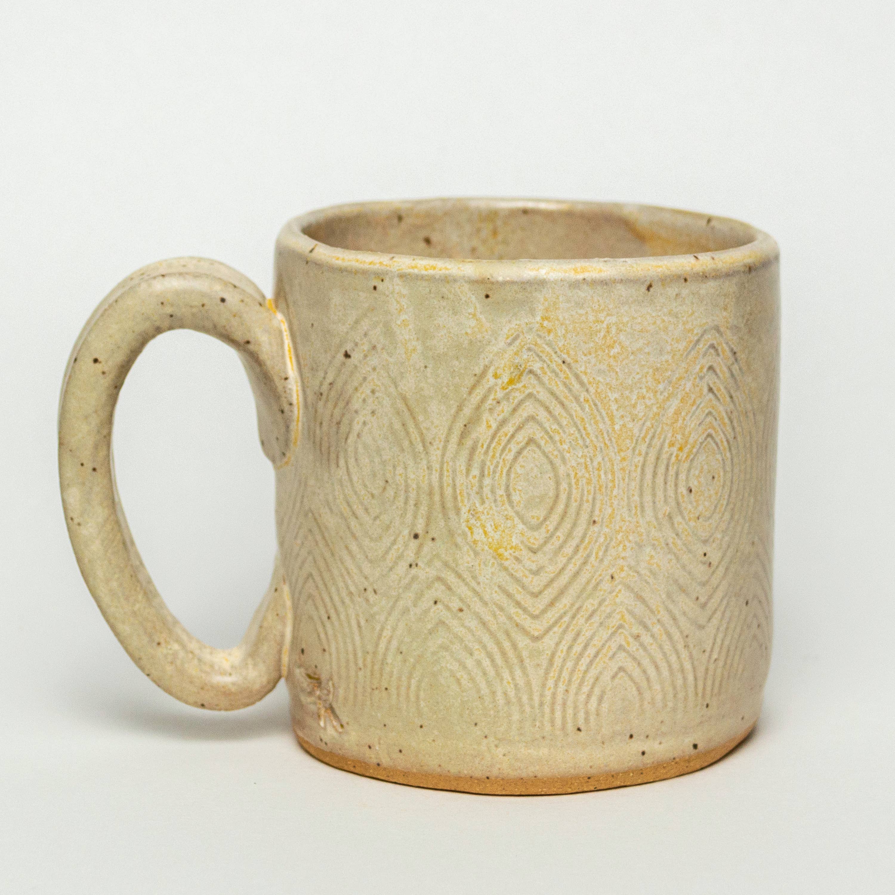 White Squirrel Clayworks – Großhandel Kaffeebecher – Keramiktasse mit orangefarbenem Zapfenmuster, handgefertigt in Ohio,2