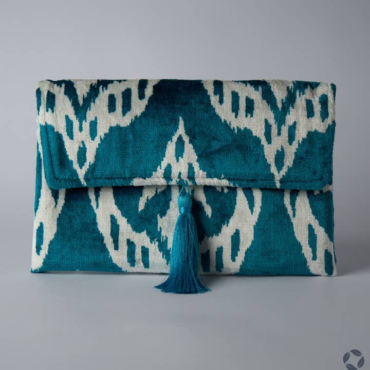 Silk Velvet Ikat Clutch – Off White / Turquoise for wholesale by Galeyan Design