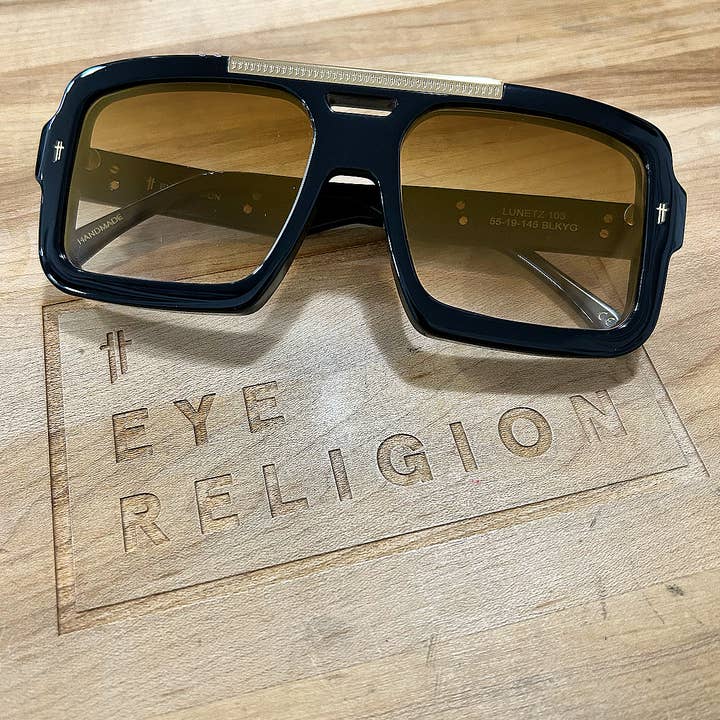 LUNETZ 103 pour la vente par Eye Religion