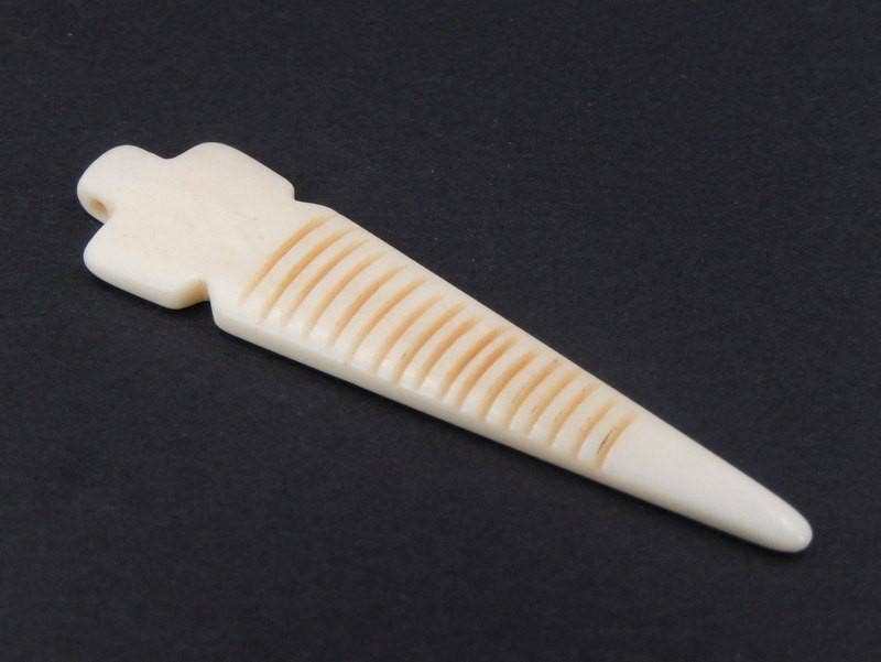 Rock Paradise - Wholesale Individual Charm/Pendant - Arrowhead Carved Bone Spike Pendant3