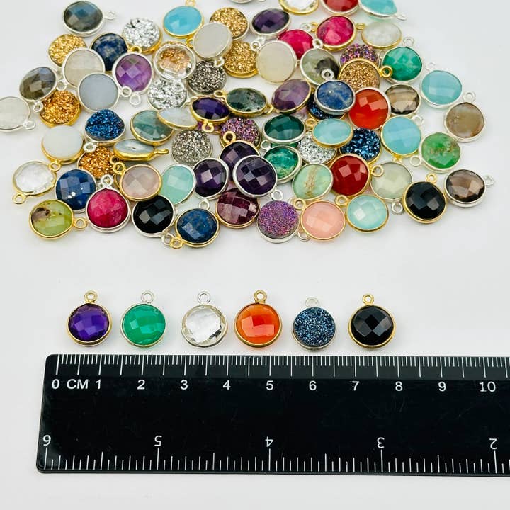 Jewelers Paradise - Wholesale Individual charm/pendant - Gemstone Round Bezel Crystal Charm - 10mm - 3