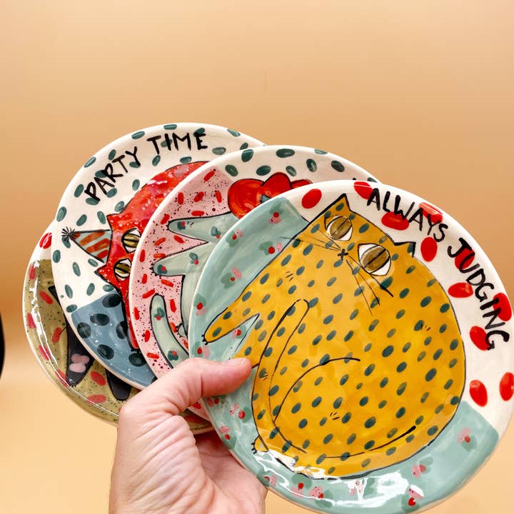 By Bianca Rae – wholesale Decorative plate/dish/bowl – Maximalist Cat Plate Round In 5 Sizes