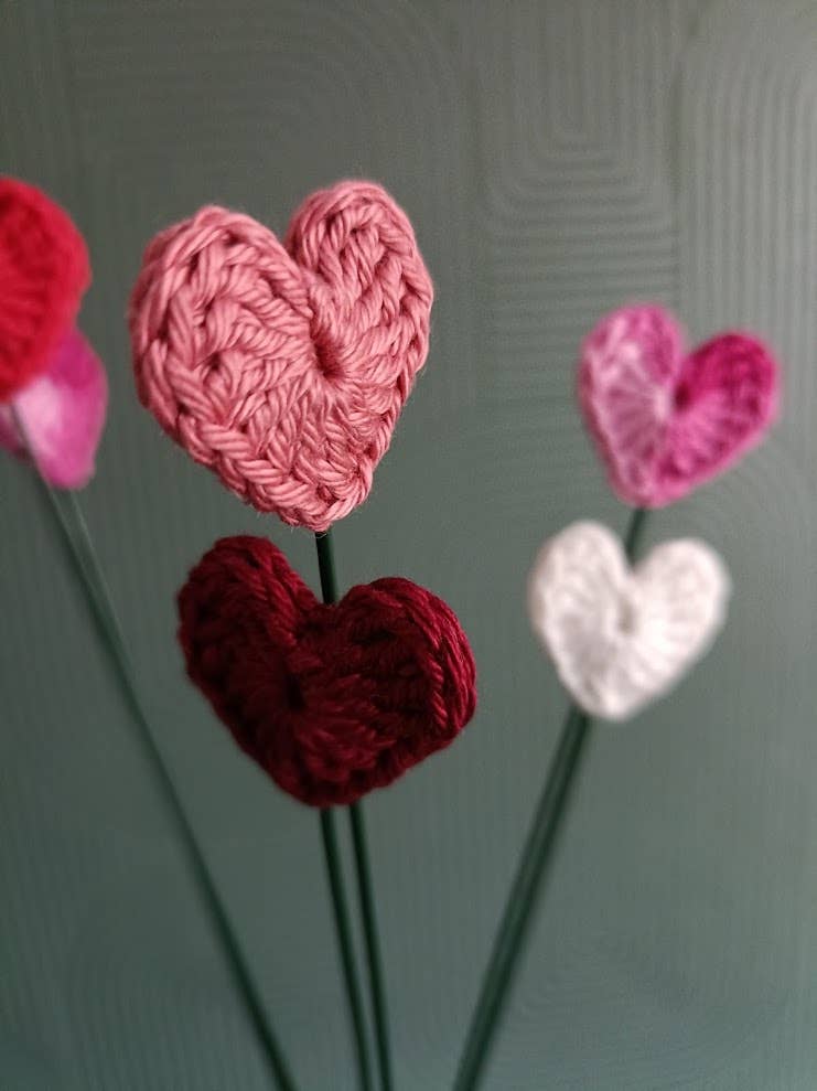 Knuffelsenzo - Wholesale Artificial Flowers - Heart, crocheted on a stick2