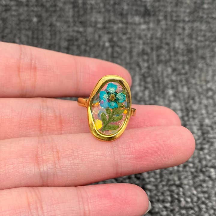 Mio Queena - Wholesale Cocktail/Statement Ring - 18K Gold Plated S.Steel Floral Adjustable Rings - PDF/FGS2