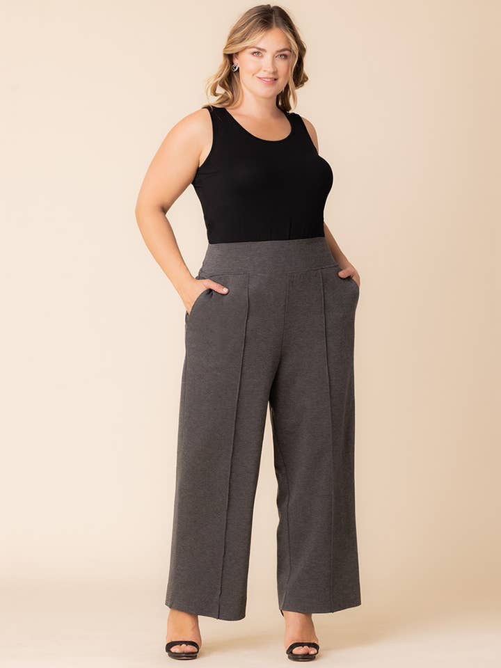 Polerade Ponte-byxor - Plus Size för wholesale av Kiyonna