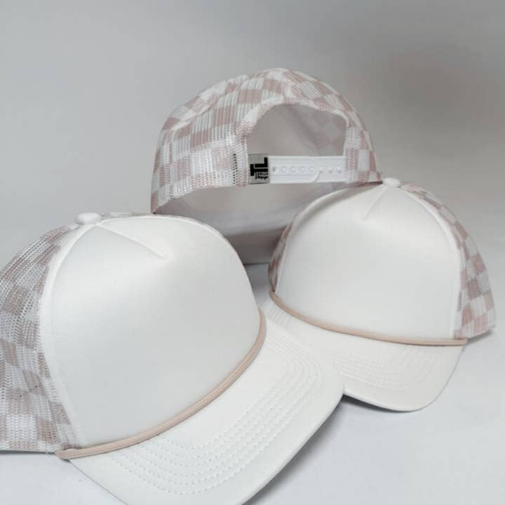 TEELUX - TRUCKER PET BLANK - Beige Neutraal Geruit voor wholesale door TEELUX
