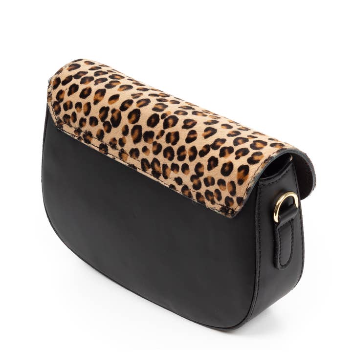 FIRENZE ARTEGIANI - Wholesale Shoulder Bag - Women's - Anghiari shoulder bag. Genuine Cavallino animal print leather.32