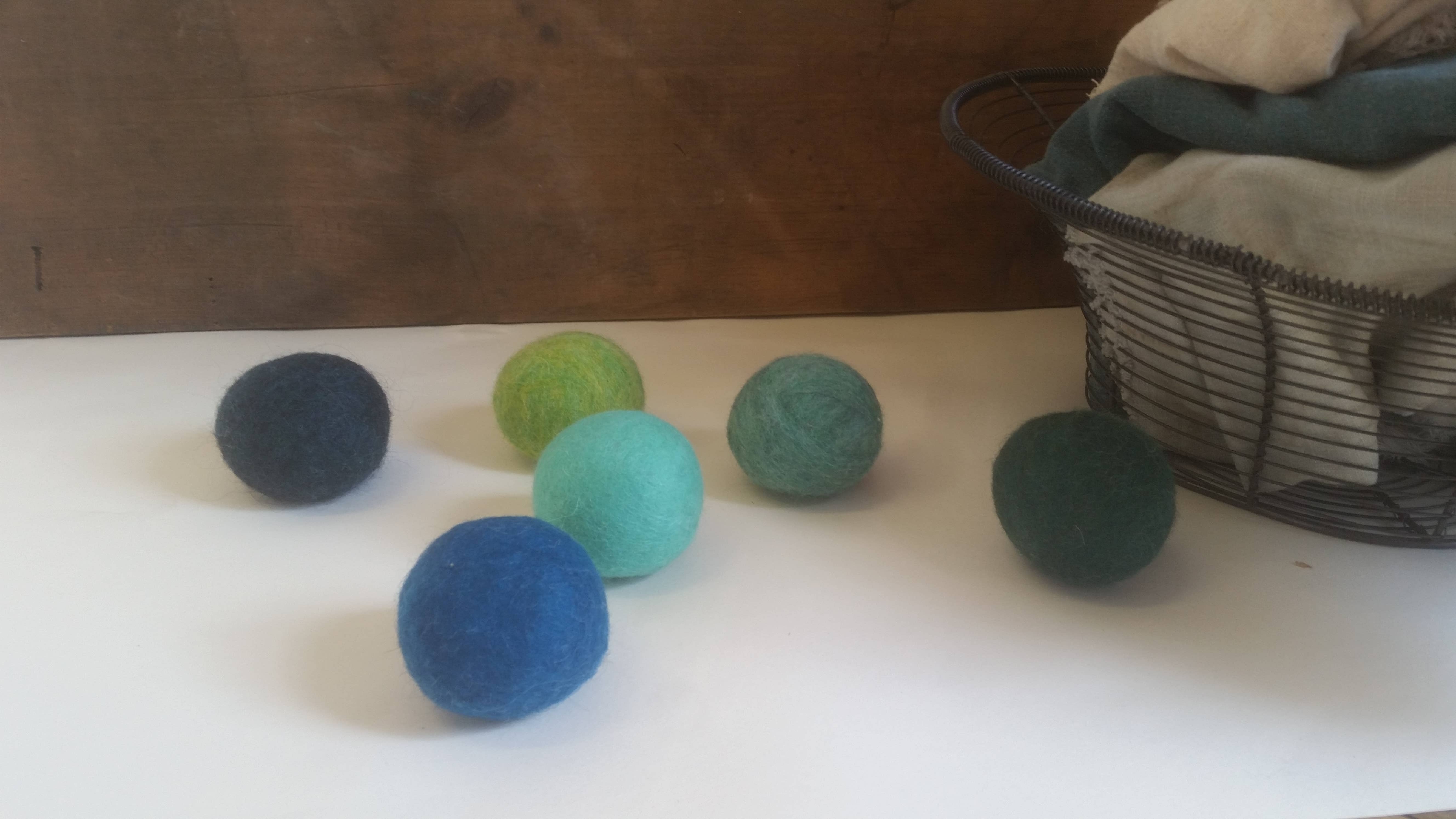 Bog Berry Dryer Balls - Wholesale Dryer Balls - Trees and Seas - Set of 6 Wool Dryer Balls zero waste3