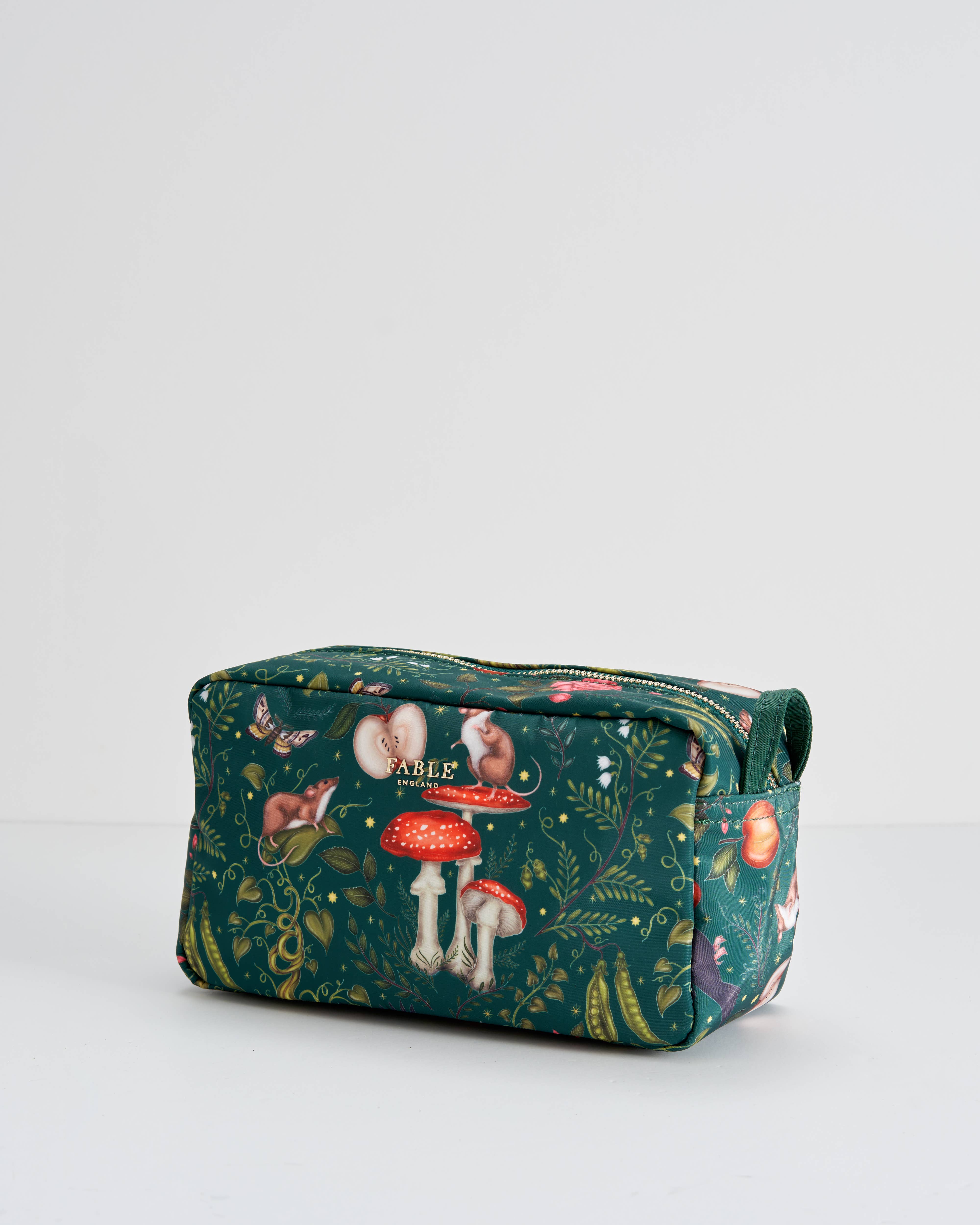 Fable England – wholesale Pouch – Women’s – Catherine Rowe Into the Woods Green Travel Pouch1