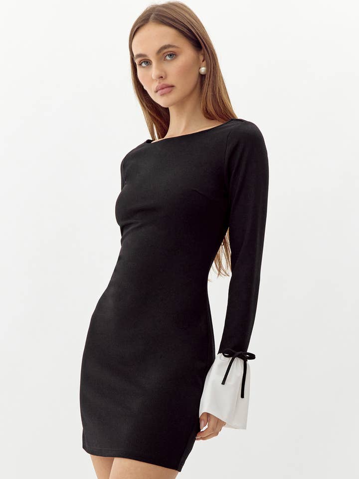 Black Vicki Contrast Cuff Mini Dress for wholesale on Faire