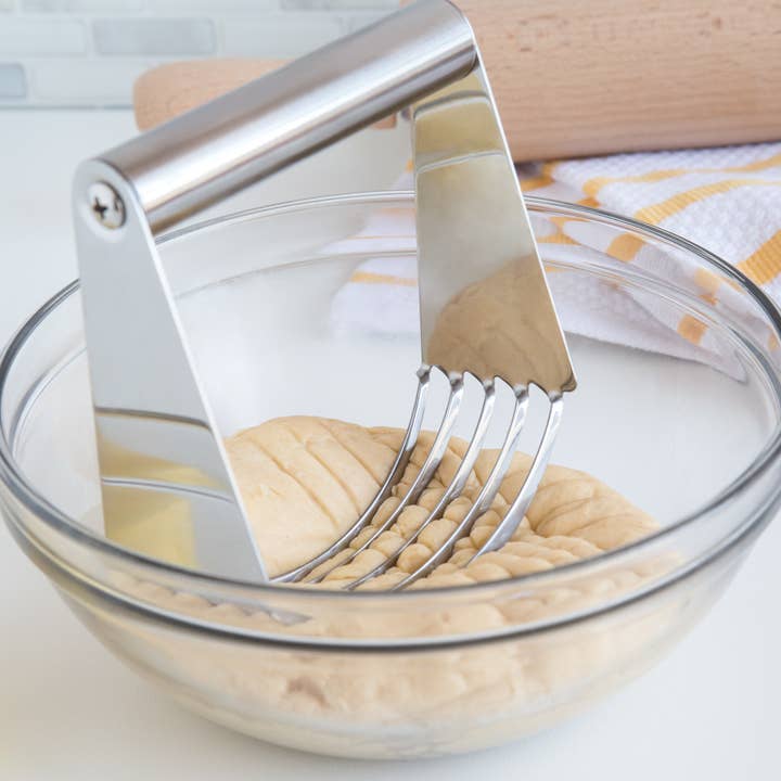 Fox Run Brands - Wholesale Kitchen Tool/Gadget - Fox Run Stainless Steel Dough Blender, 4.75" x 4" x 1.75"1