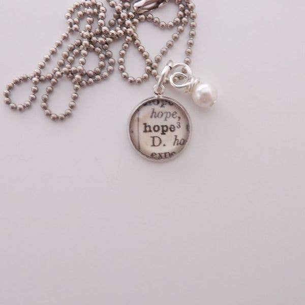 „Hope“ 1/2“ Anhänger Halskette für den Großhandel von KraftyKash Designs