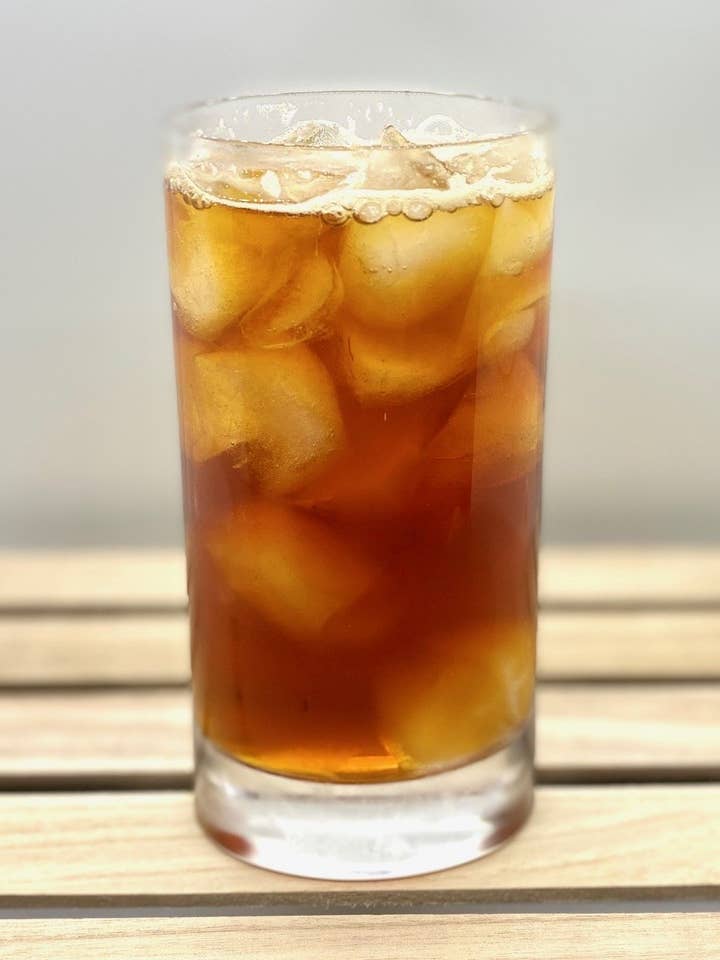 Thé Noir au Chocolat Caramel pour la vente par The Traveling Teapot