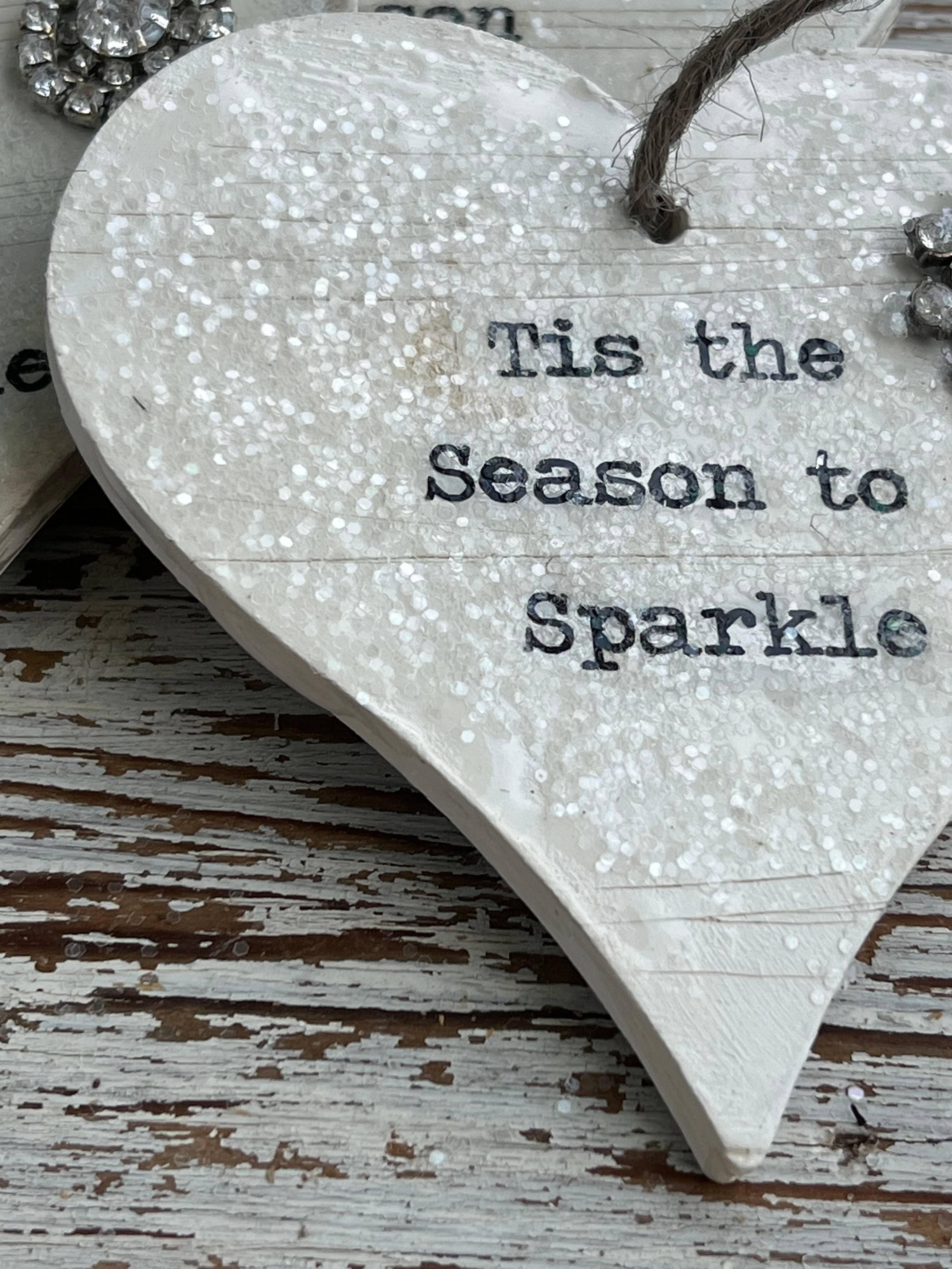 UnfiniSHEd - Vente Objets de décoration - Décoration de Noël en forme de cœur en bois Tis the Season4