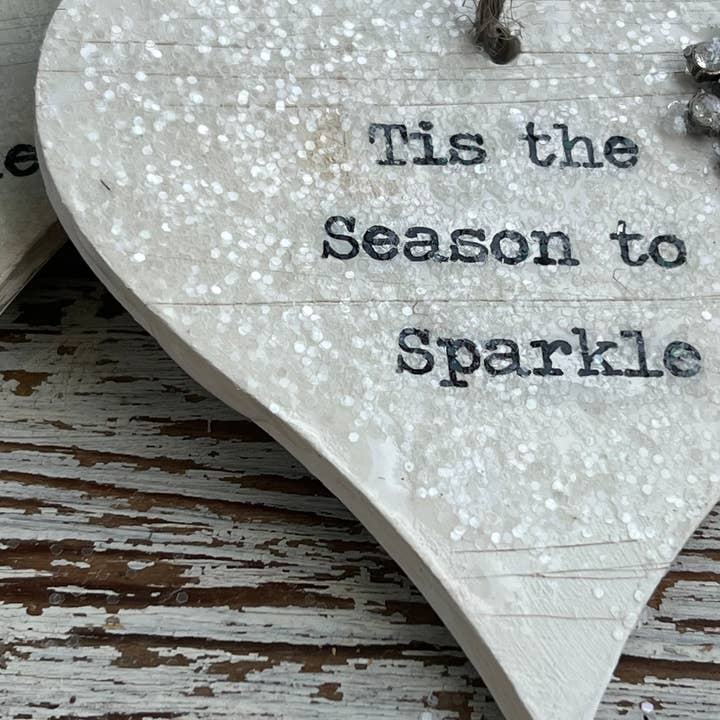 UnfiniSHEd - Vente Objets de décoration - Décoration de Noël en forme de cœur en bois Tis the Season4