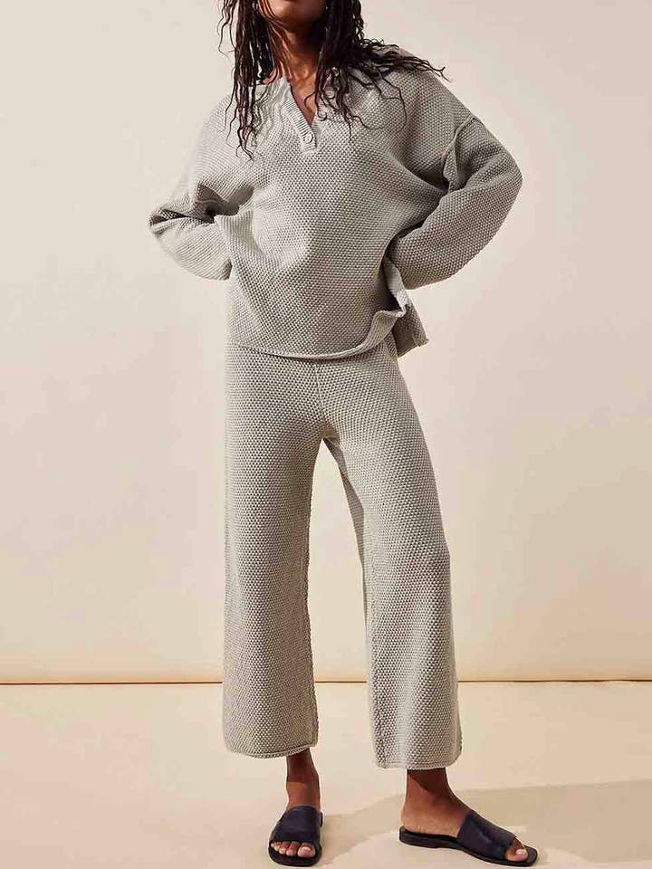 Conjunto de Camisola e Calças com Decote em V, Botões e Mangas Compridas para Senhoras. por atacado de Sweetkama