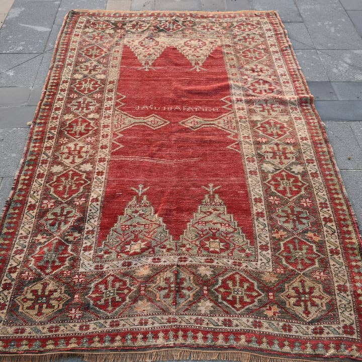 Vintage Red & Beige Rug, 4.2x6.7 Ft Woven Patchwork Rug for wholesale by Vintage Rugs Loom