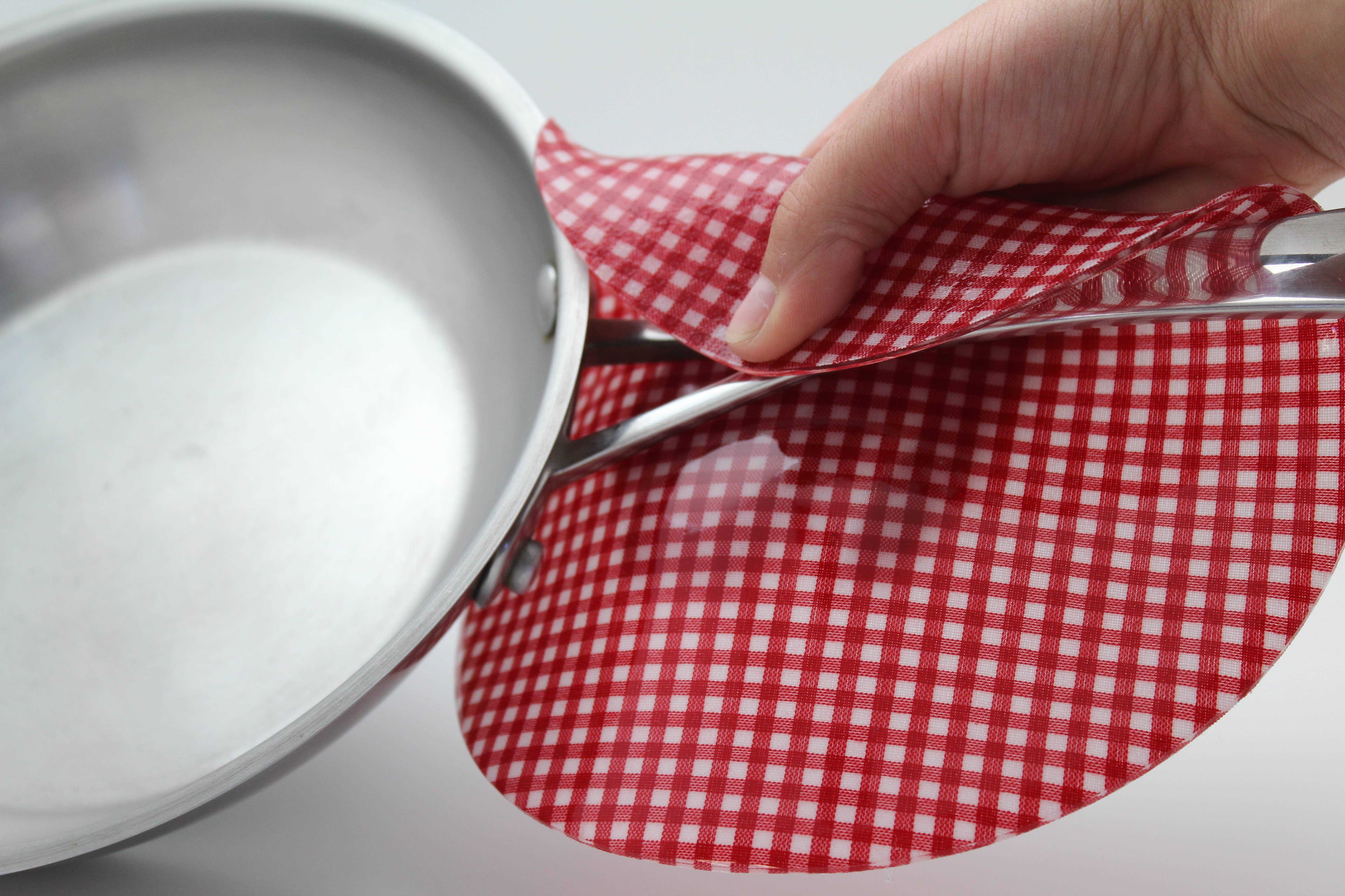 Andreas - Wholesale Jar Opener - Red Gingham8