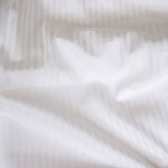 Bordeaux White King Sheet Set, 320 Thread Count for wholesale on Faire2