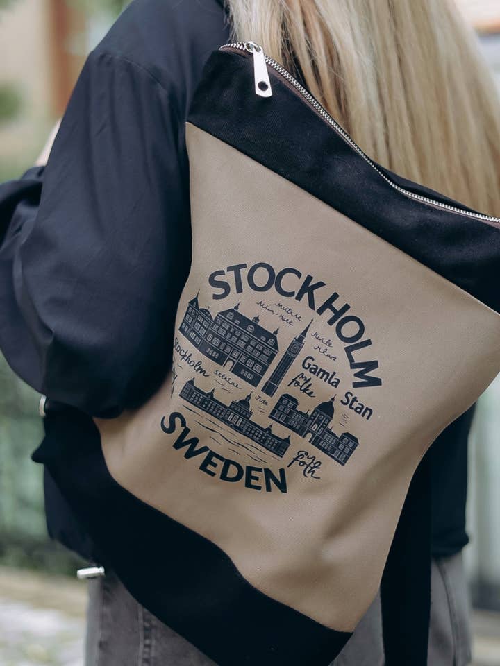 Katoenen rugzak met Stockholm-print voor wholesale door New Hope | Textile Souvenirs & Custom Branding