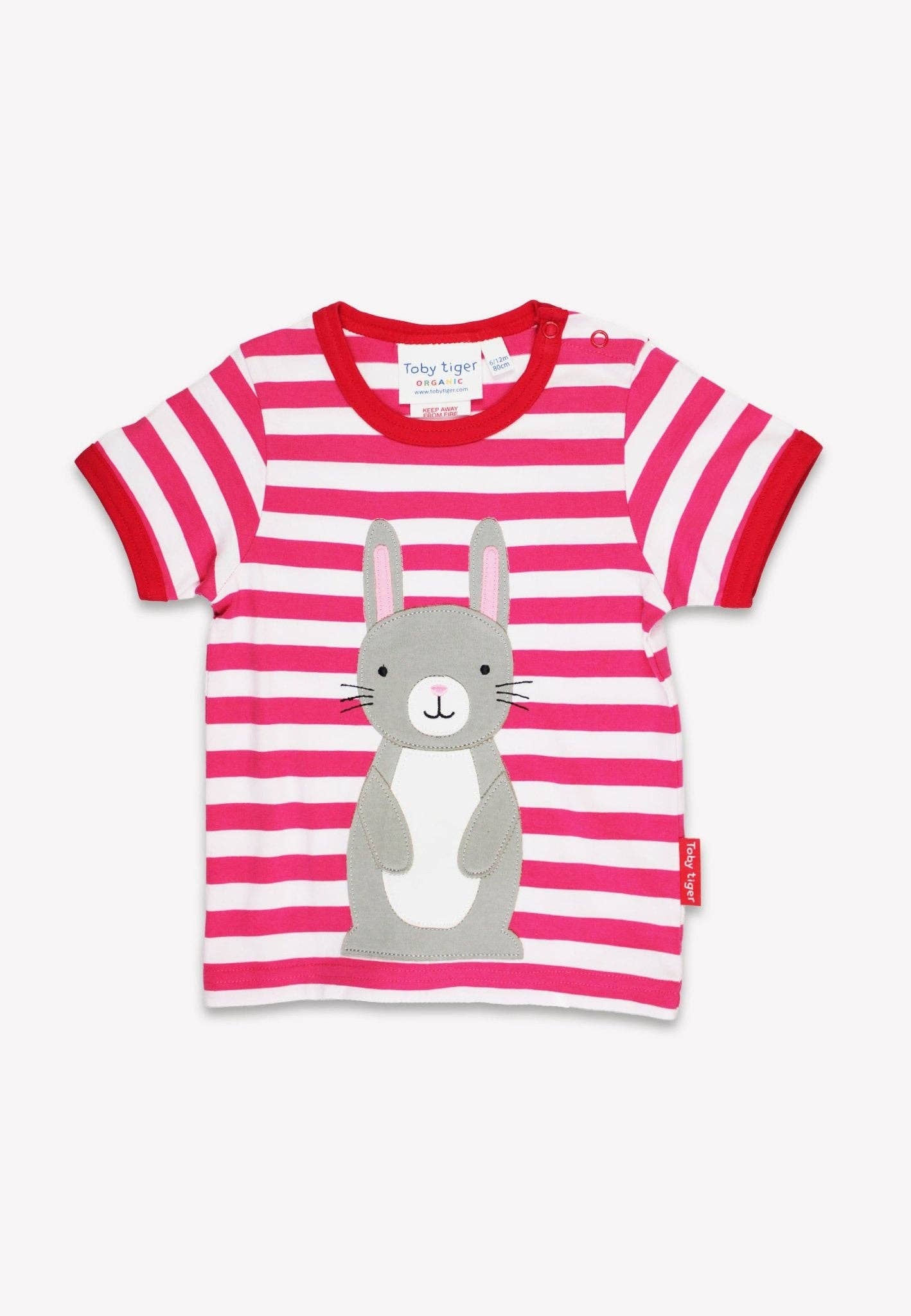 Toby Tiger GmbH – Großhandel T-Shirt – Kinder – Bio-Baumwoll-Kinder-Shirt kurzarm mit Häschen-Applikation0