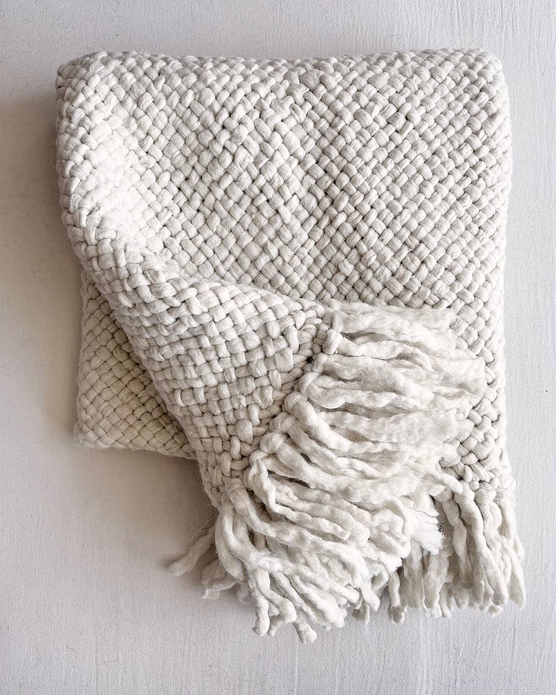 CHACO Goods - Wholesale Throw Blanket - Wool Throw – Natural (100% Hand-Dyed Sheep Wool)1