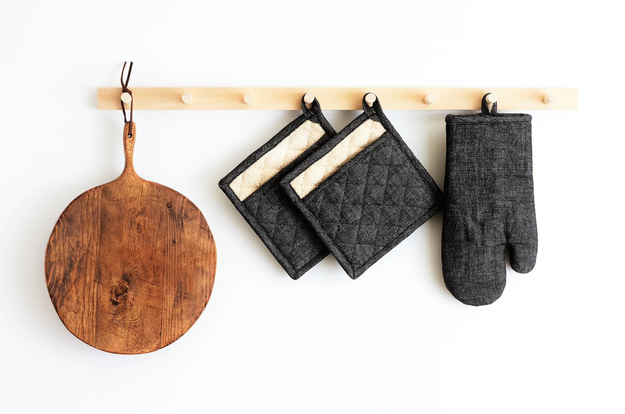 LLdecor - Wholesale Oven Mitt/Pot Holder - Set of 3, Oven Mitt & 2 Pot Holders , Linen-Cotton, Black0
