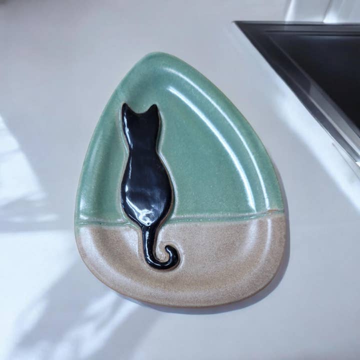 MudWorks Pottery - Wholesale Spoon Rest - Black Cat Spoon Rest