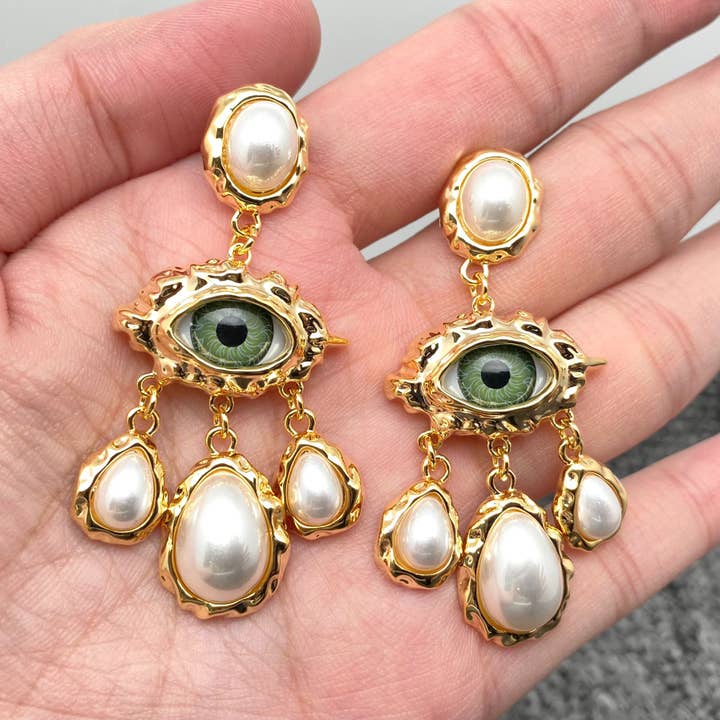 Mio Queena - Wholesale Dangle Earrings - Temperament Evil Eye & Pearl Charm Dangle Earrings