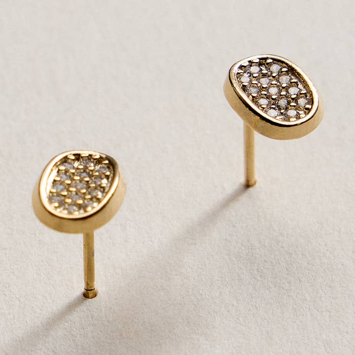 Gold Oval Pave Stud Earrings for wholesale by Frem