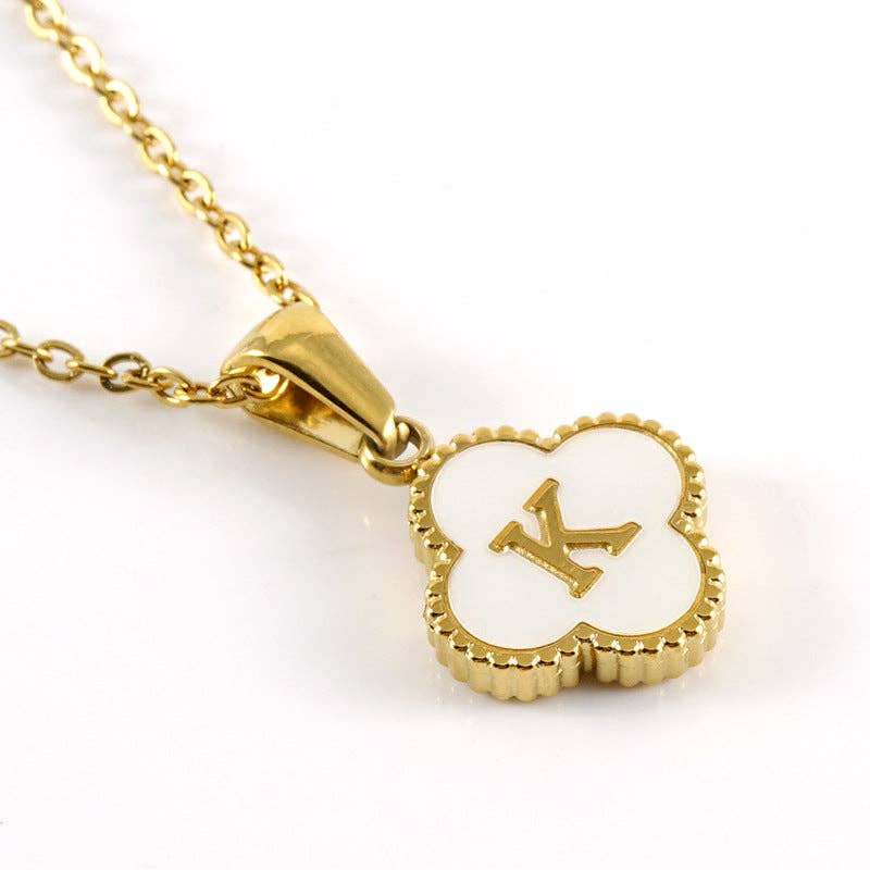 Mio Queena - Wholesale Pendant/Charm Necklace - Clover Shell Initial Charm 18K Golden S.Steel Necklace - FGS10